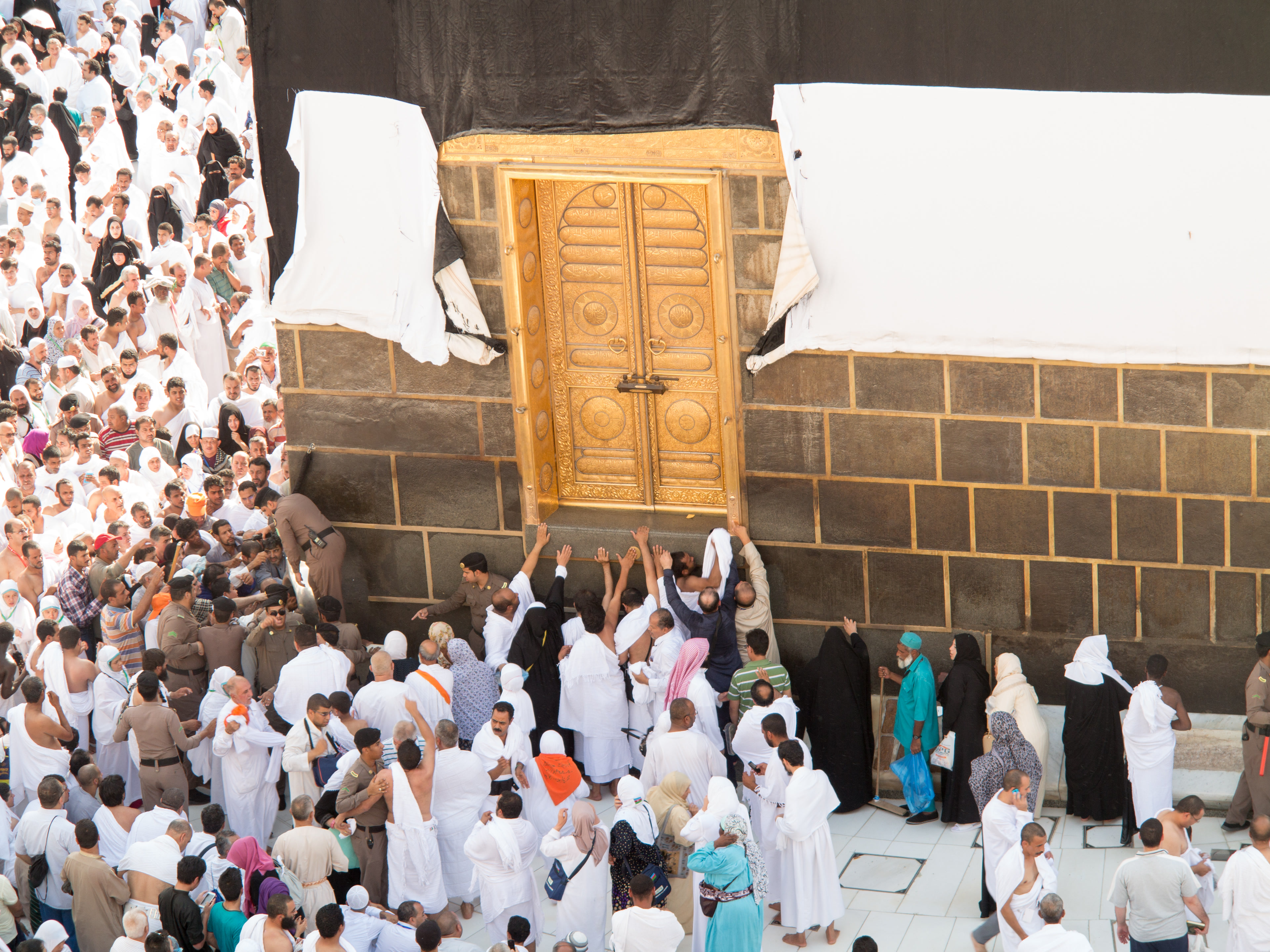 Kebersamaan Jamaah di Baitullah